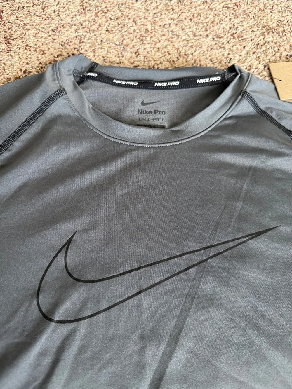 Nike Pro Men’s Charcoal Performance slim fit tee